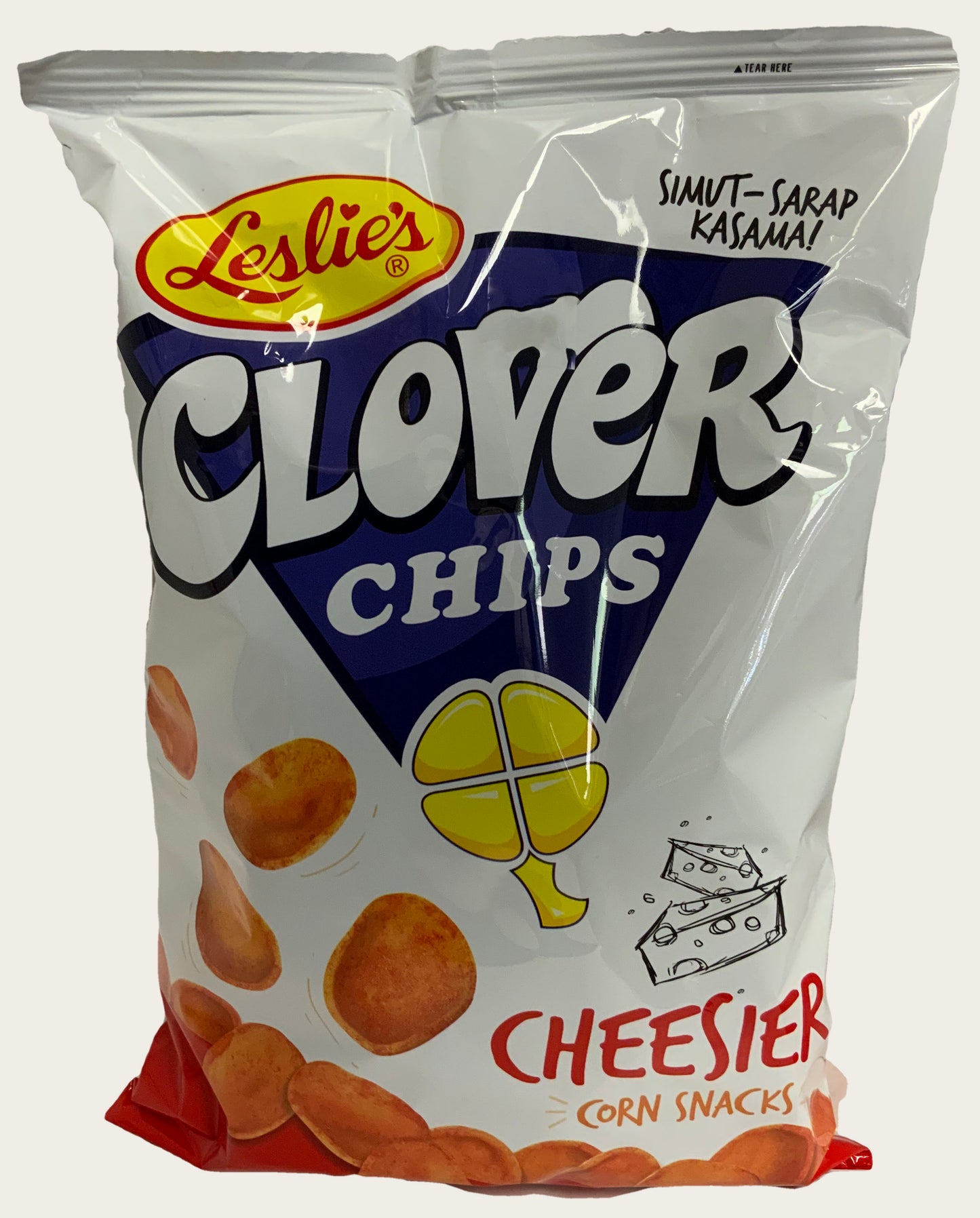Leslie's Clover Chips Cheesier Flavor Corn Snack - 5.11 oz