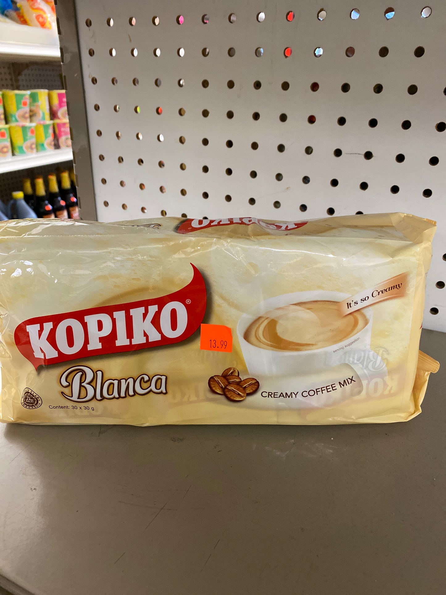 Kopiko Blanca Creamy Coffee Mix - 30 pack