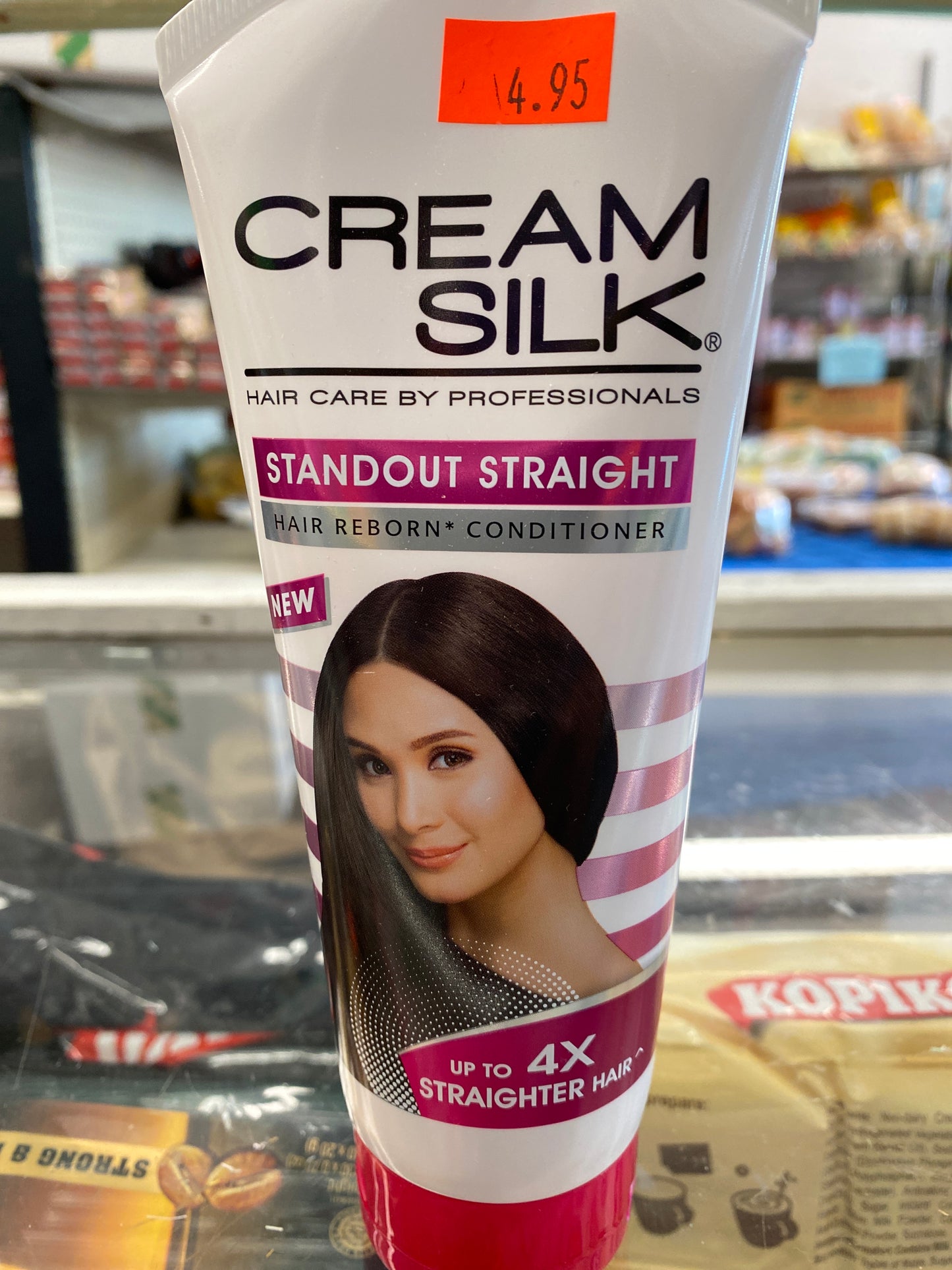 CreamSilk Standout Straight Conditioner 180 Ml.